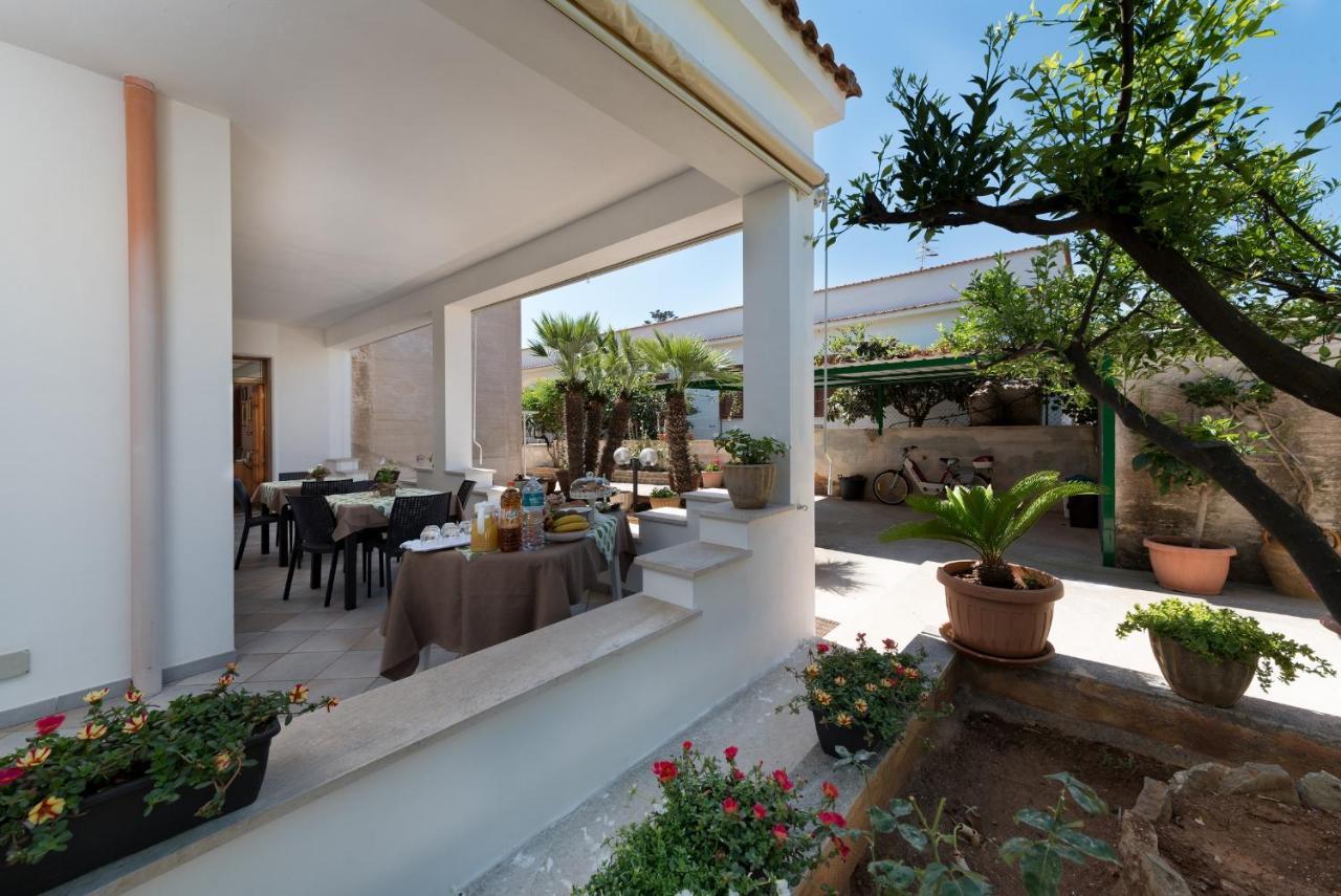 Tra La Montagna E Il Mare Bed and Breakfast Σαν Βίτο λο Κάπο Εξωτερικό φωτογραφία