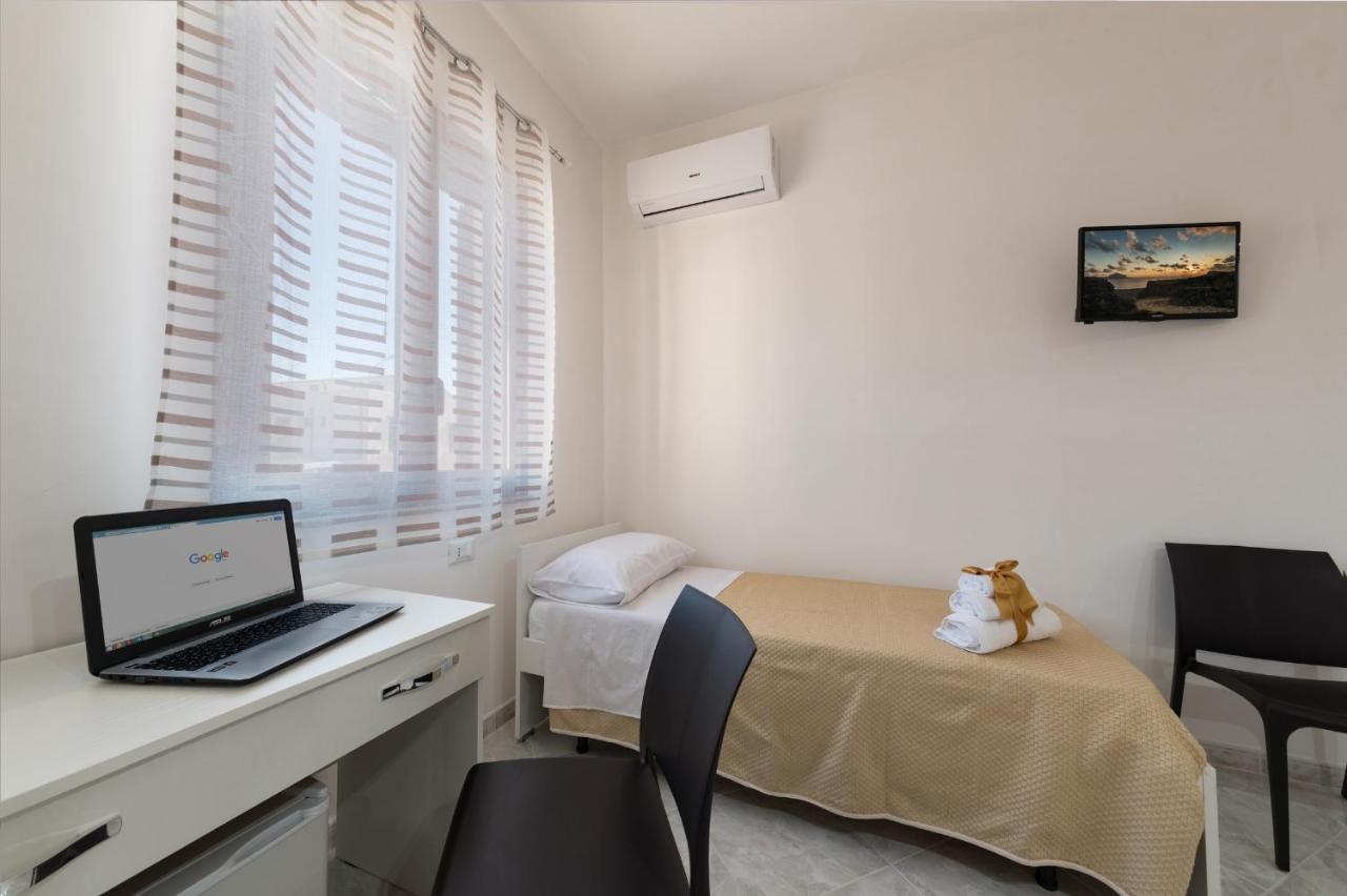 Tra La Montagna E Il Mare Bed and Breakfast Σαν Βίτο λο Κάπο Εξωτερικό φωτογραφία