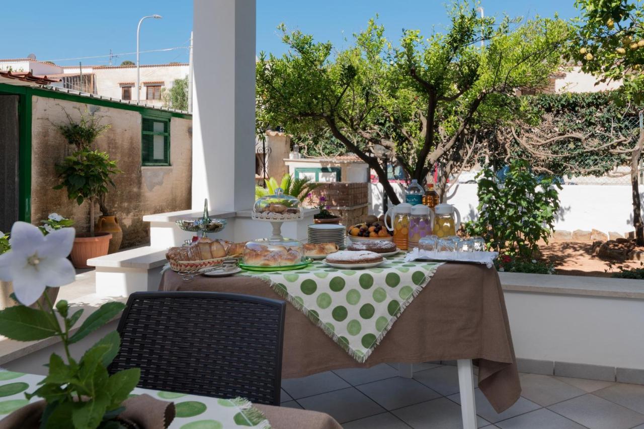 Tra La Montagna E Il Mare Bed and Breakfast Σαν Βίτο λο Κάπο Εξωτερικό φωτογραφία