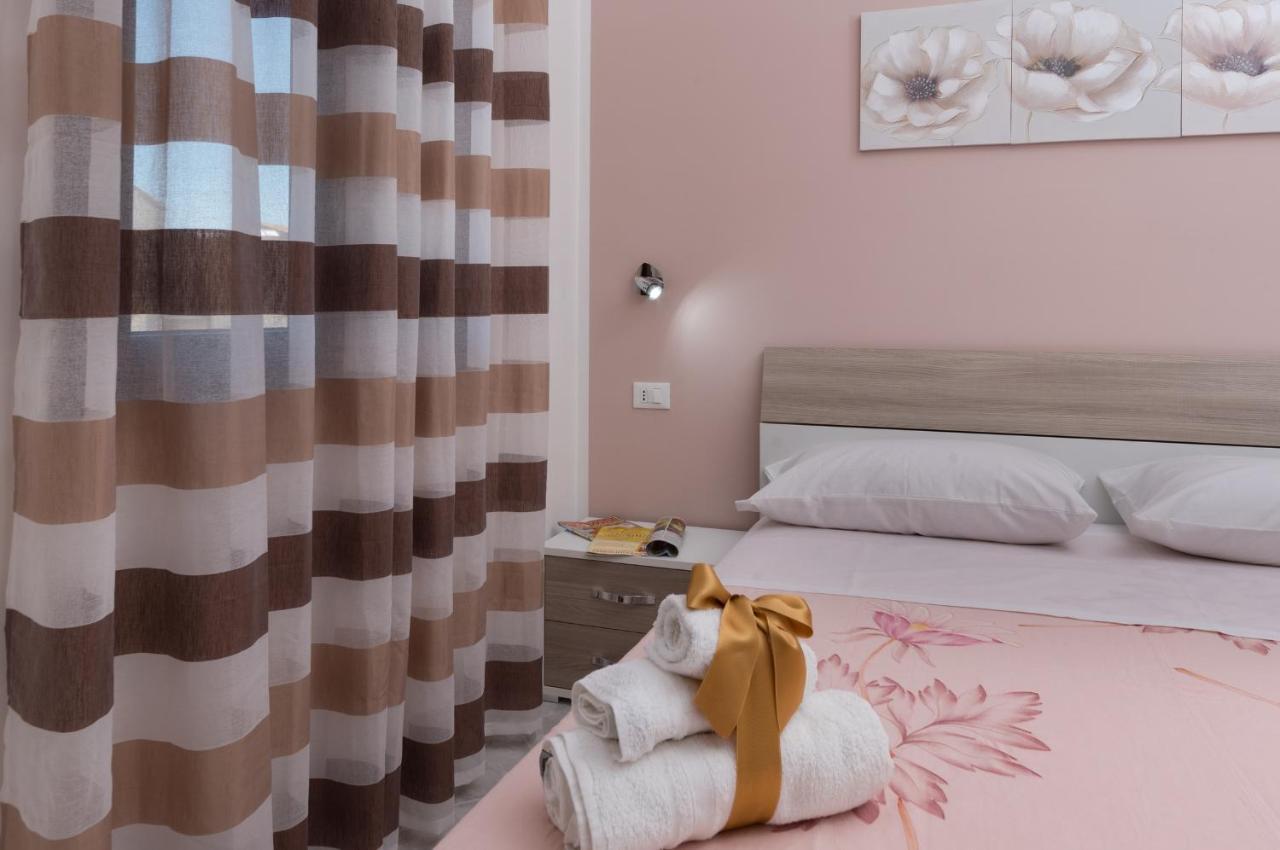 Tra La Montagna E Il Mare Bed and Breakfast Σαν Βίτο λο Κάπο Εξωτερικό φωτογραφία